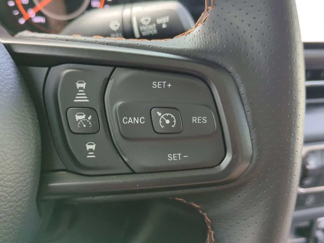 Thumbnail: 2024 Jeep Gladiator - 25