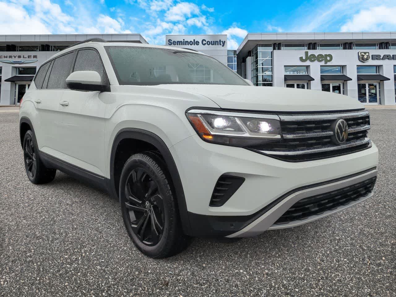 Thumbnail: 2023 Volkswagen Atlas - 2