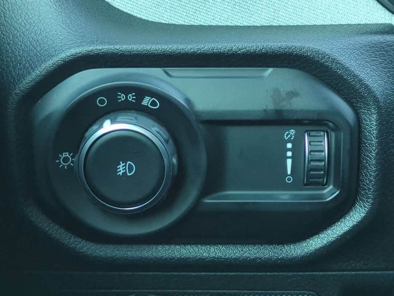 Thumbnail: 2026 Jeep Wrangler - 18