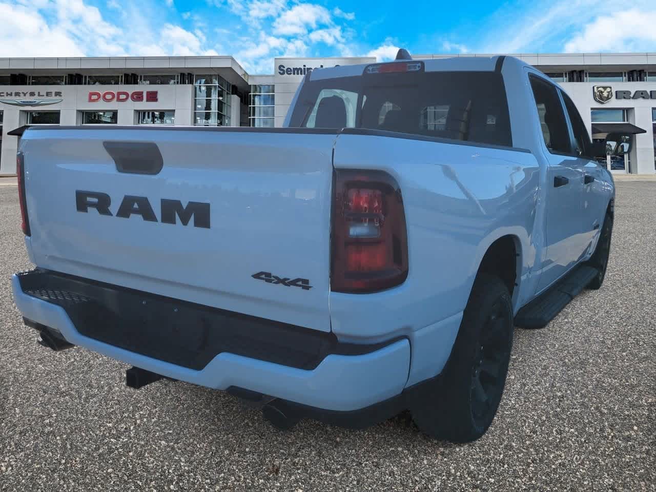Thumbnail: 2026 RAM 1500 - 8