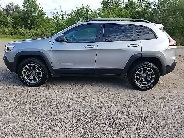 Used 2021 Jeep Cherokee Trailhawk with VIN 1C4PJMBX8MD186463 for sale in Seminole, OK