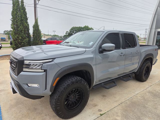 2023 Nissan Frontier PRO-4X Crew Cab 4X4's photo