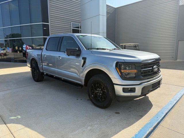 2026 Ford F-150 XLT - Photo 8