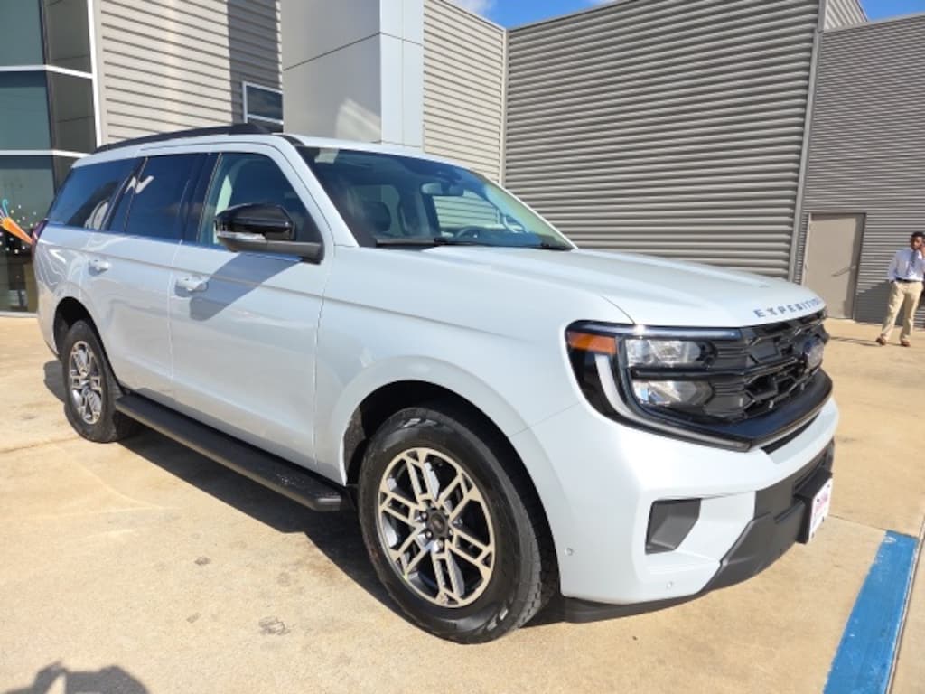 New 2025 Ford Expedition Active SUV