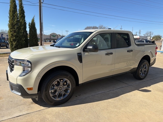 2025 Ford Maverick XLT's photo