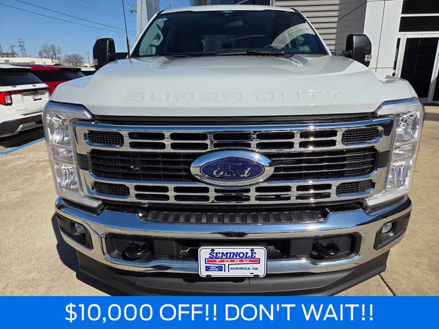 2026 Ford F-250 Super Duty XLT - Photo 2