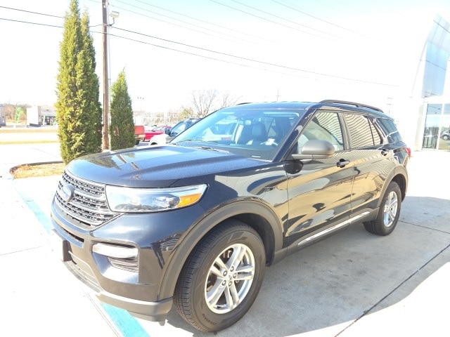 2023 Ford Explorer XLT's photo