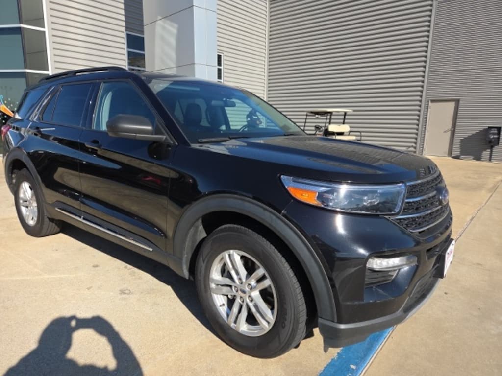 Used 2023 Ford Explorer XLT SUV
