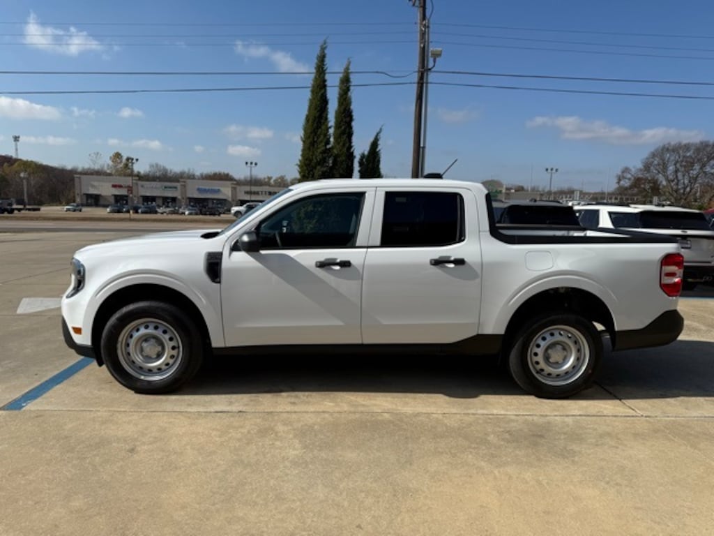 New 2025 Ford Maverick XL TRUCK