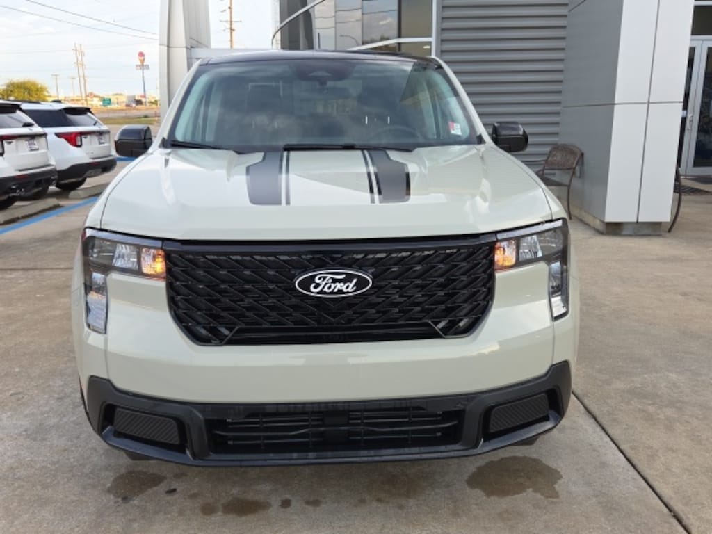 New 2025 Ford Maverick XLT TRUCK