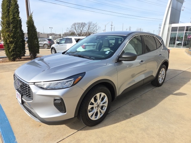 2023 Ford Escape Active's photo