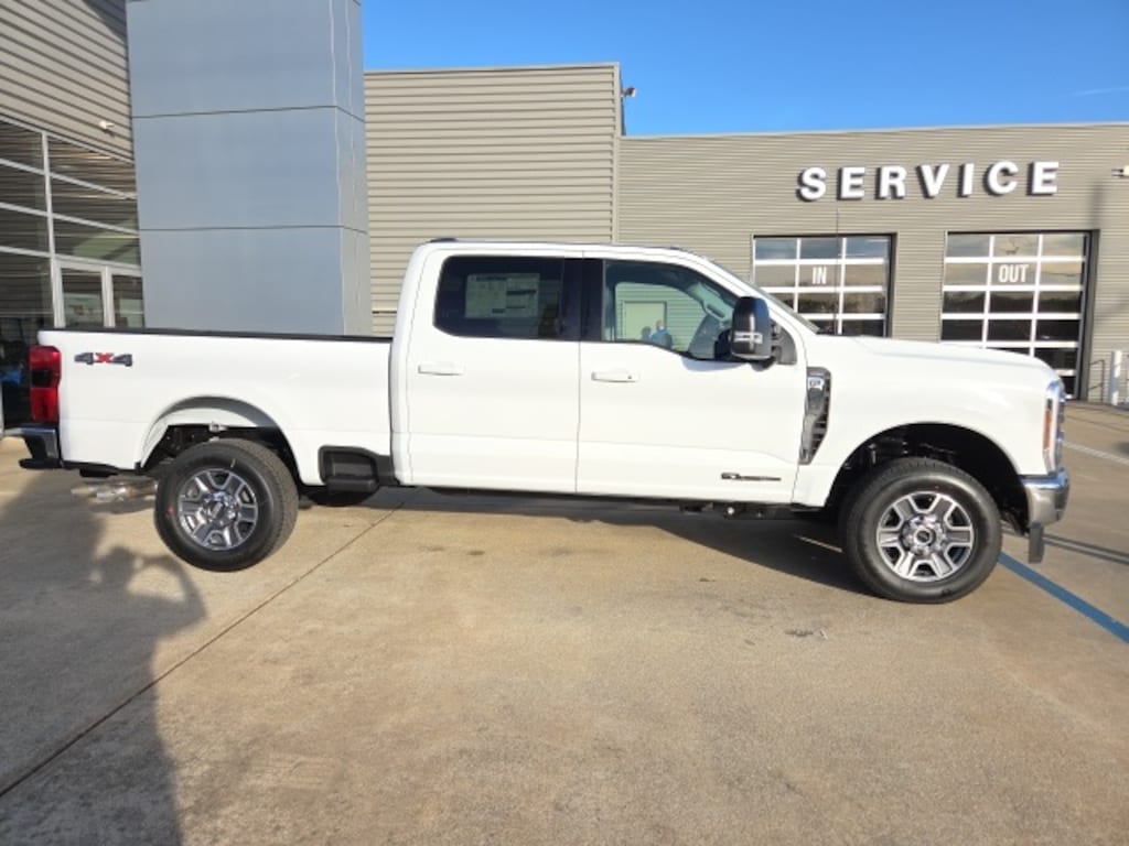 New 2026 Ford Super Duty F-250 Lariat TRUCK