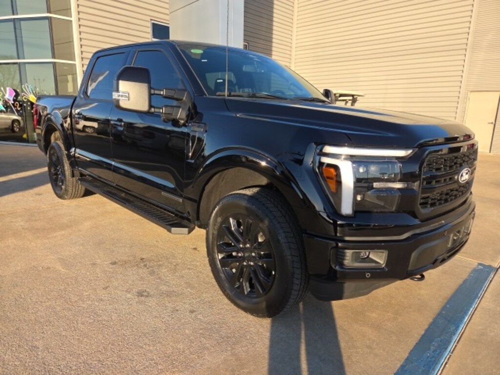 New 2025 Ford F-150 Lariat TRUCK