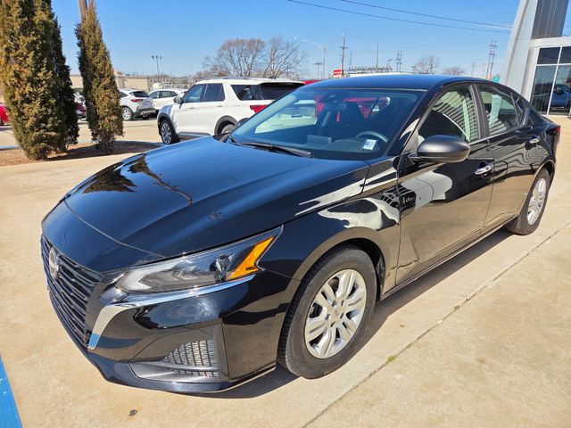 2024 Nissan Altima SV