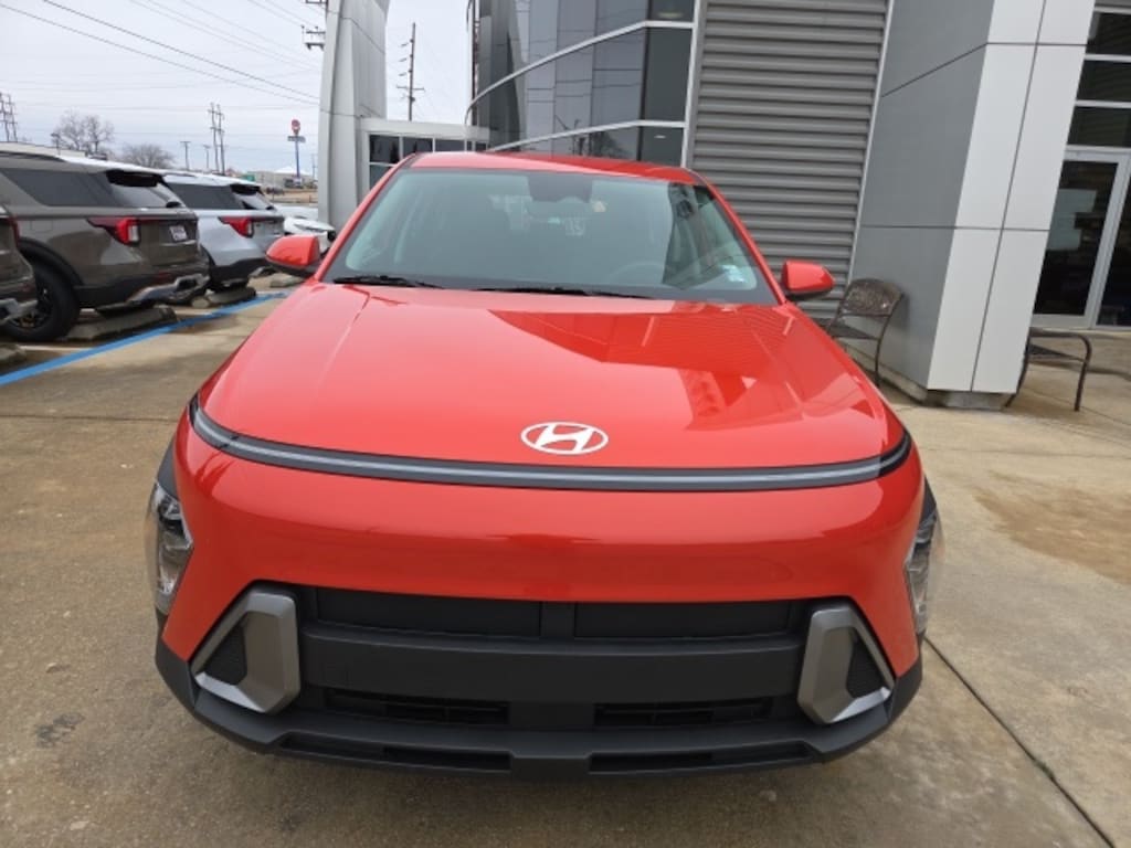 Used 2025 Hyundai Kona SE SUV