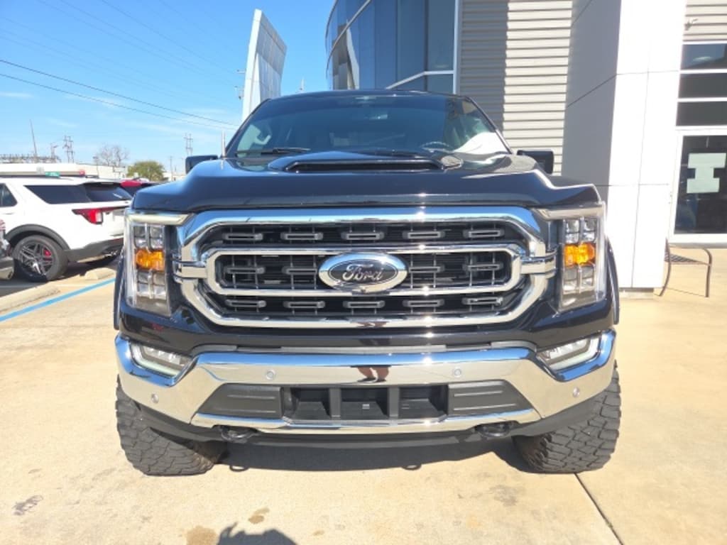 Used 2023 Ford F-150 XLT Crew Cab Truck