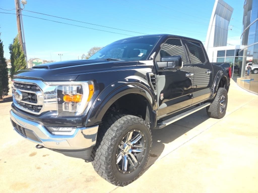 Used 2023 Ford F-150 XLT Crew Cab Truck