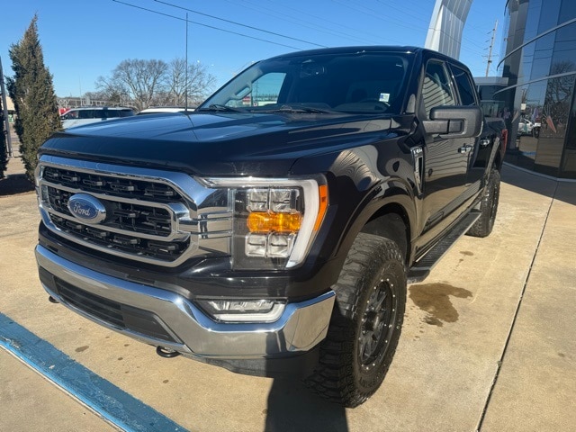 2022 Ford F-150 XLT's photo