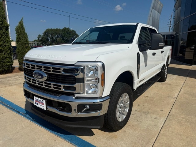2024 Ford F-250 Crew Cab Truck 