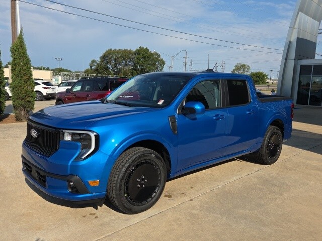 2025 Ford Maverick Lobo's photo