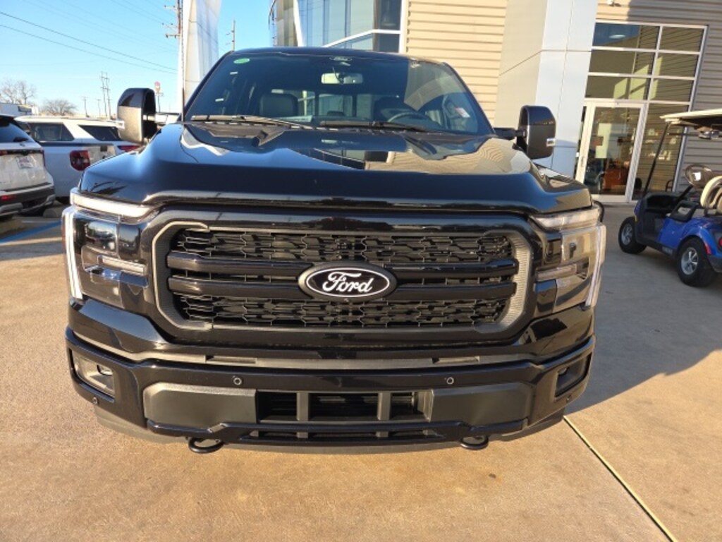 New 2025 Ford F-150 Lariat TRUCK