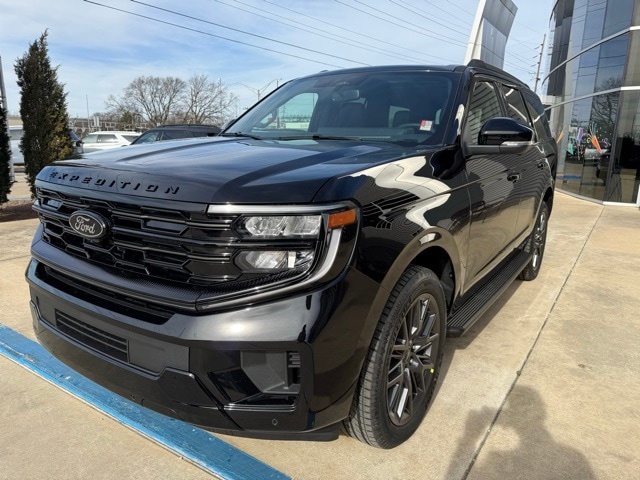 2026 Ford Expedition Platinum's photo