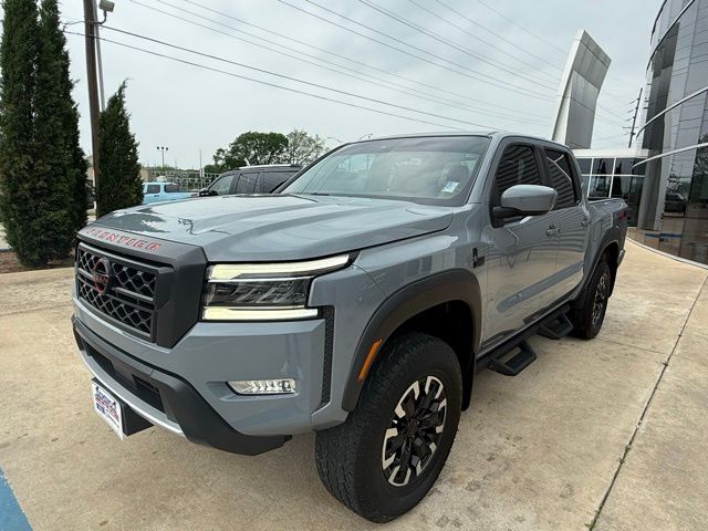 2024 Nissan Frontier PRO-4X Crew Cab 4X4's photo