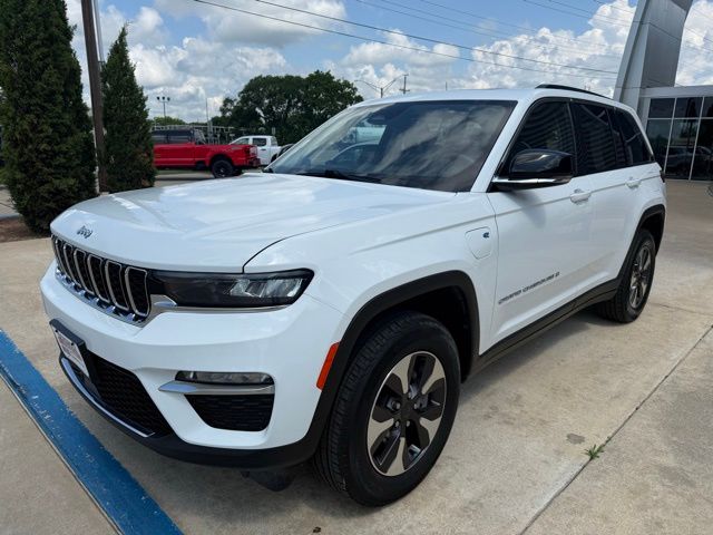 2023 Jeep Grand Cherokee 4xe 4x4's photo
