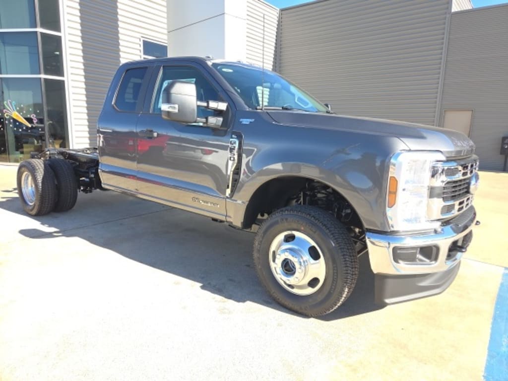 New 2026 Ford Chassis Cab F-350 XL TRUCK