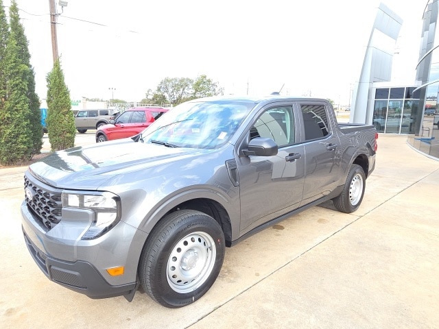 2025 Ford Maverick XL's photo