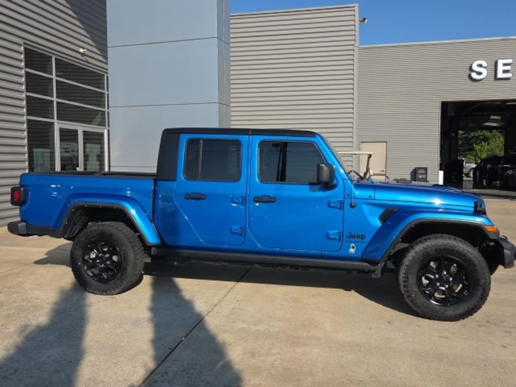 Used 2023 Jeep Gladiator Sport Crew Cab Short Bed Truck