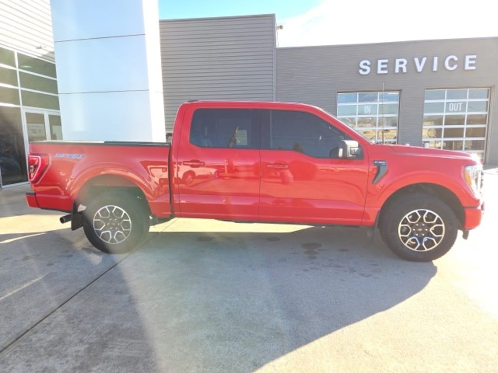 Used 2022 Ford F-150 XLT Crew Cab Short Bed Truck