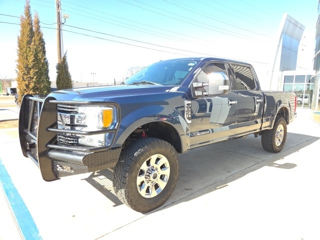 2017 Ford F-250 Super Duty Lariat