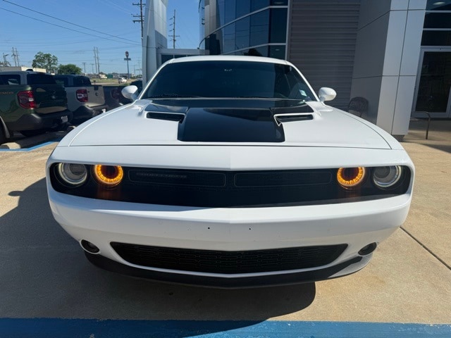 Used 2018 Dodge Challenger SXT with VIN 2C3CDZAG1JH110896 for sale in Seminole, OK