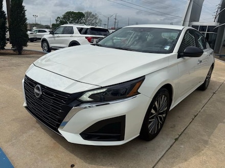 2025 Nissan Altima SV Sedan
