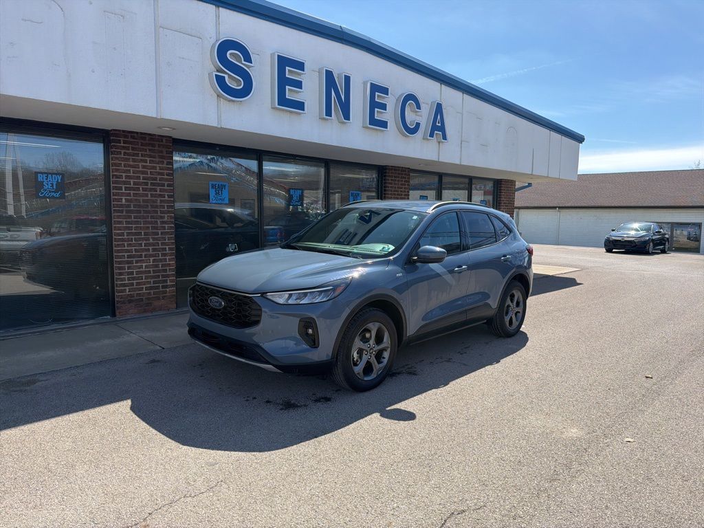 2025 Ford Escape ST-Line Select