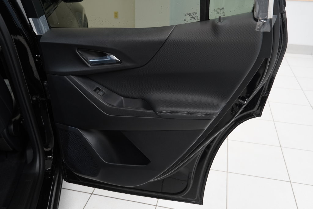 2027 Chevrolet Equinox LT - Photo 22
