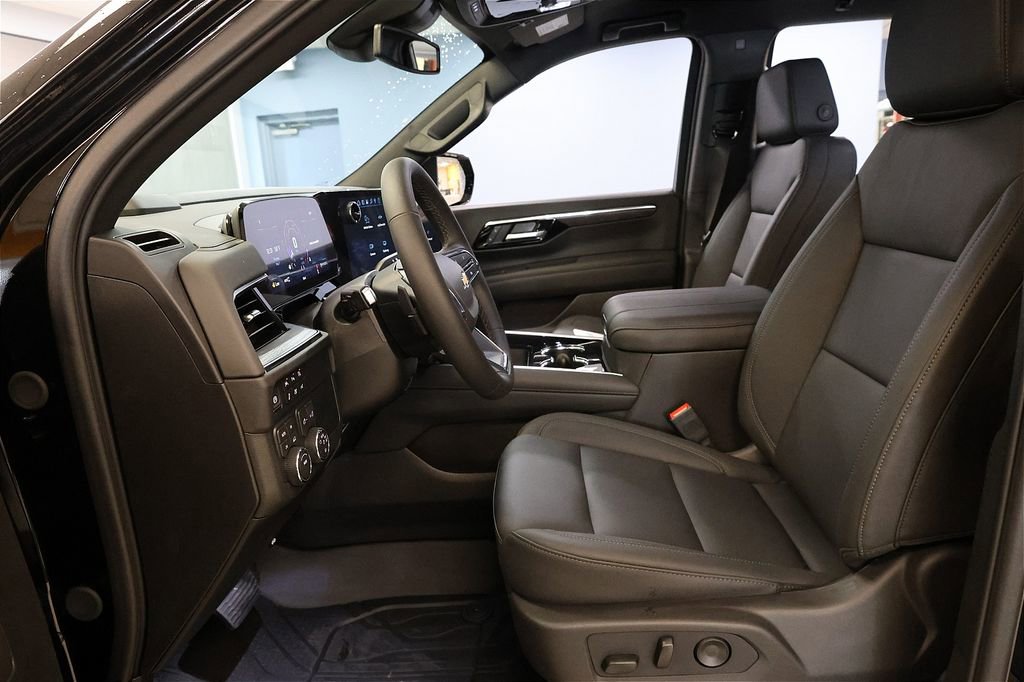 2026 Chevrolet Tahoe LT - Photo 18