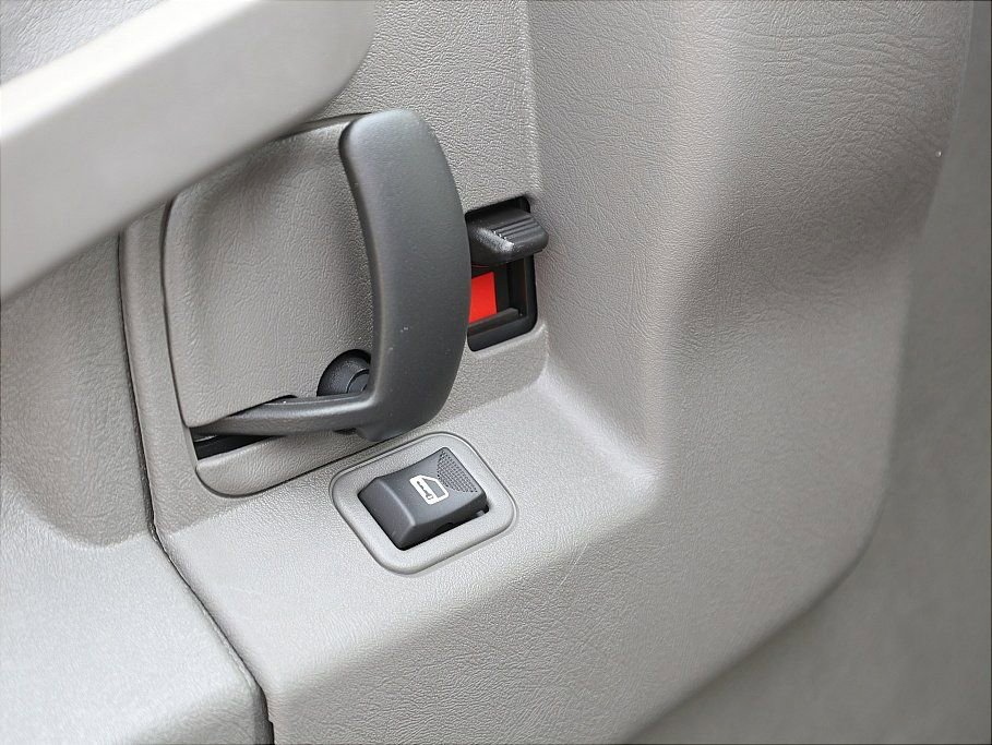 2025 Chevrolet Express Cargo Work Van - Photo 22