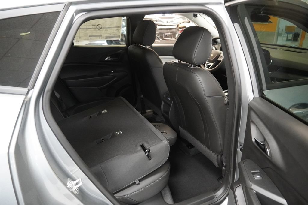 2026 Chevrolet Trax LT - Photo 23