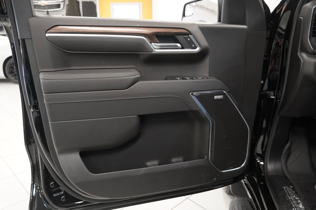 2026 Chevrolet Silverado 1500 RST - Photo 16