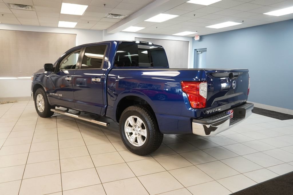 Used 2019 Nissan Titan SV Truck Crew Cab