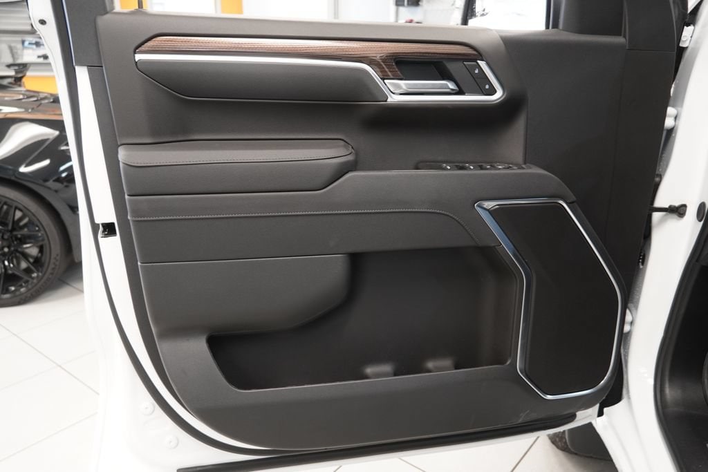 2026 Chevrolet Silverado 1500 RST - Photo 15