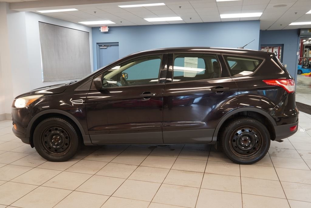 Used 2013 Ford Escape S with VIN 1FMCU0F75DUC63116 for sale in Strongsville, OH