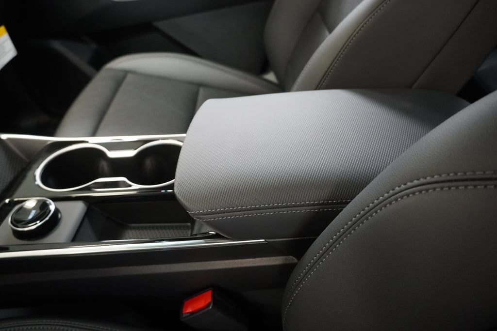 2027 Chevrolet Equinox LT - Photo 24