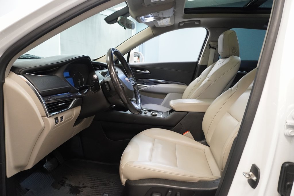 2019 Cadillac XT4 Luxury photo 4