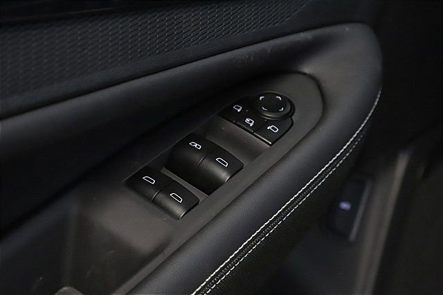 2025 Chevrolet Blazer EV LT - Photo 14