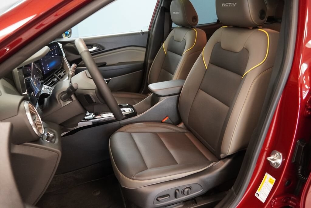 Used 2024 Chevrolet Trax Activ SUV