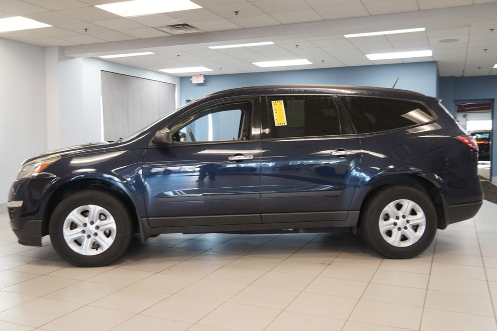 Used 2017 Chevrolet Traverse LS with VIN 1GNKRFKD8HJ219206 for sale in Strongsville, OH