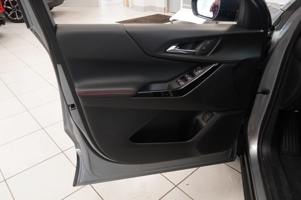2027 Chevrolet Equinox RS - Photo 6